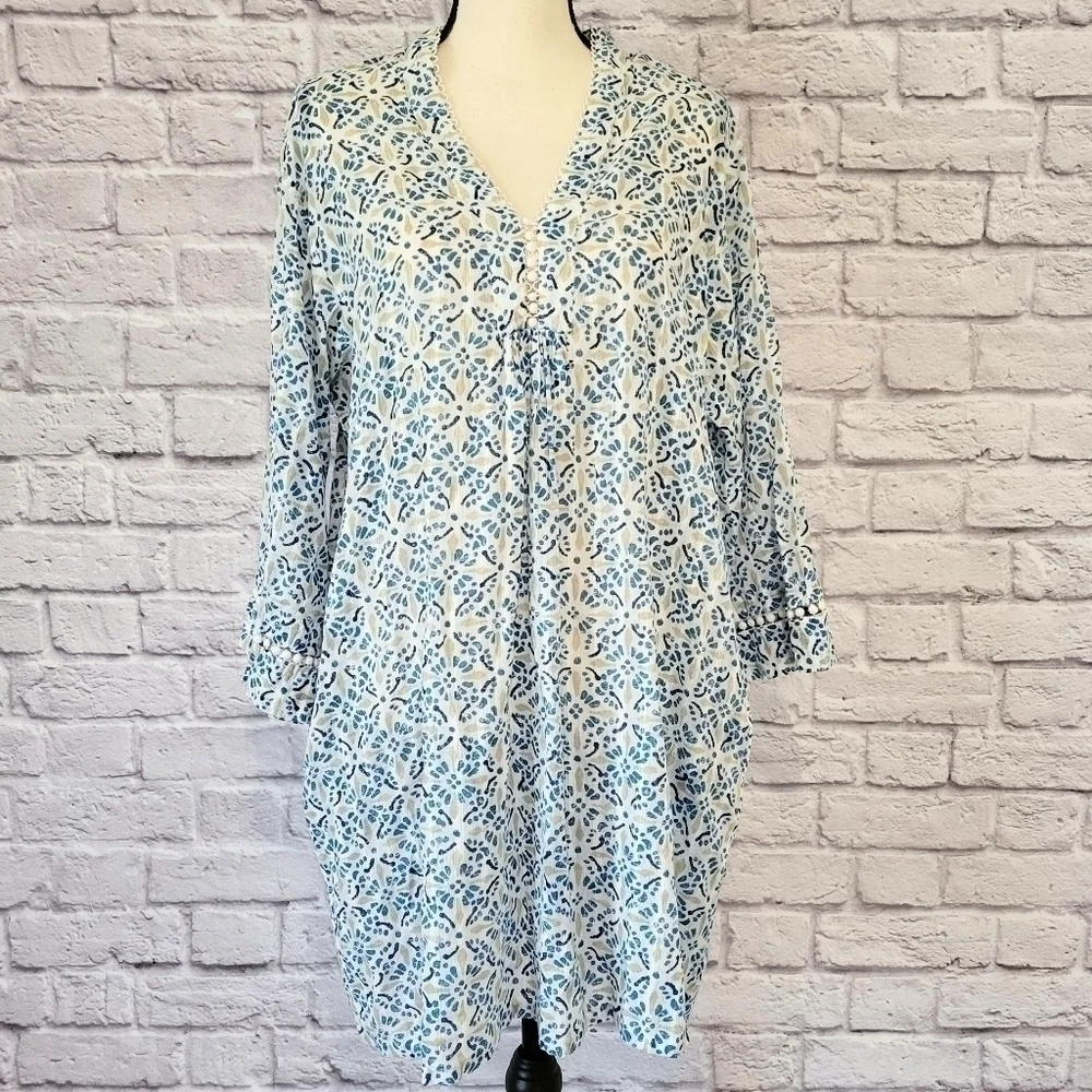 Oscar de la Renta blue white abstract print semi sheer swim cover up tunic top